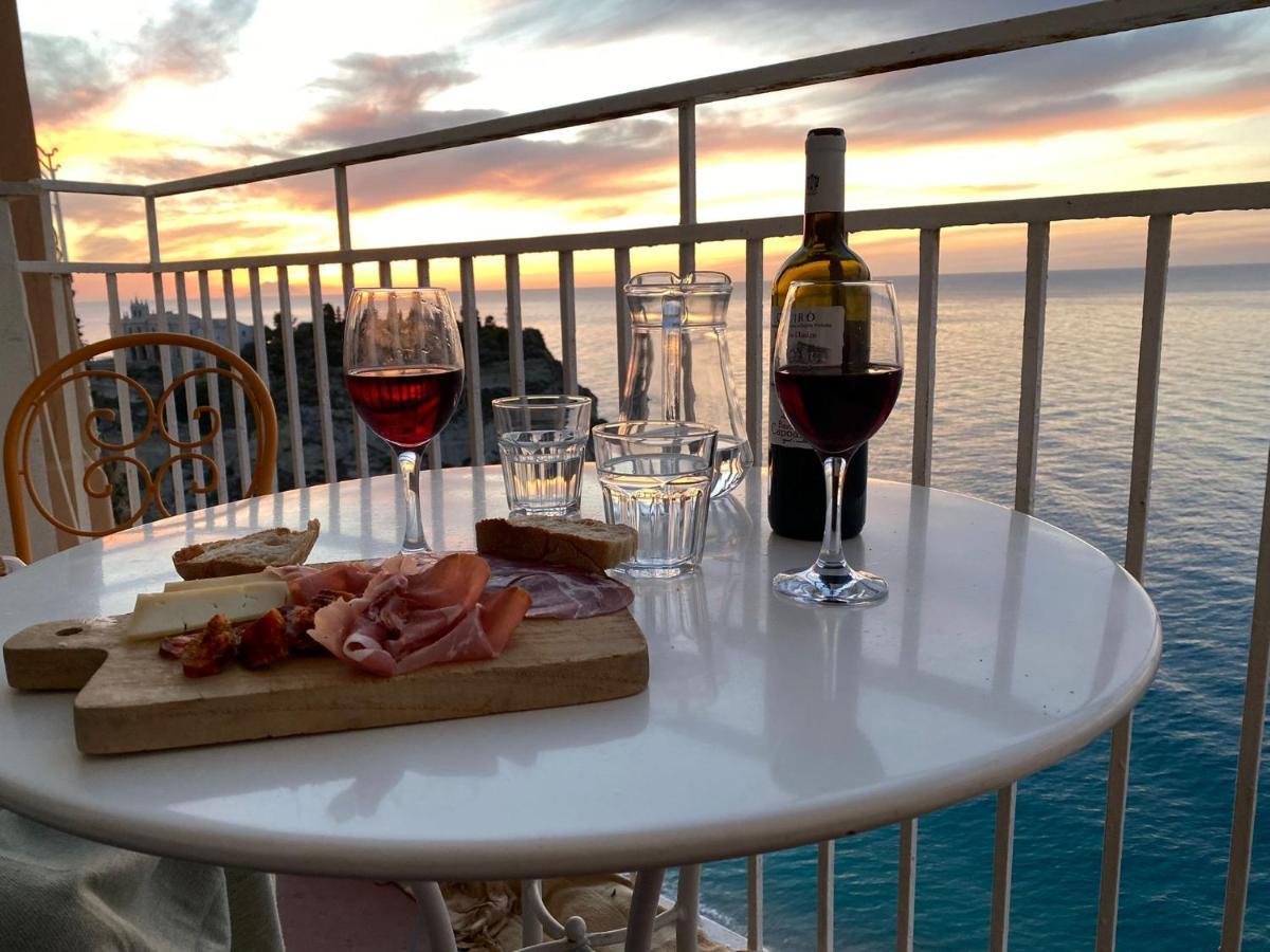 Isola Bella Sea-View Apartment Tropea Dış mekan fotoğraf