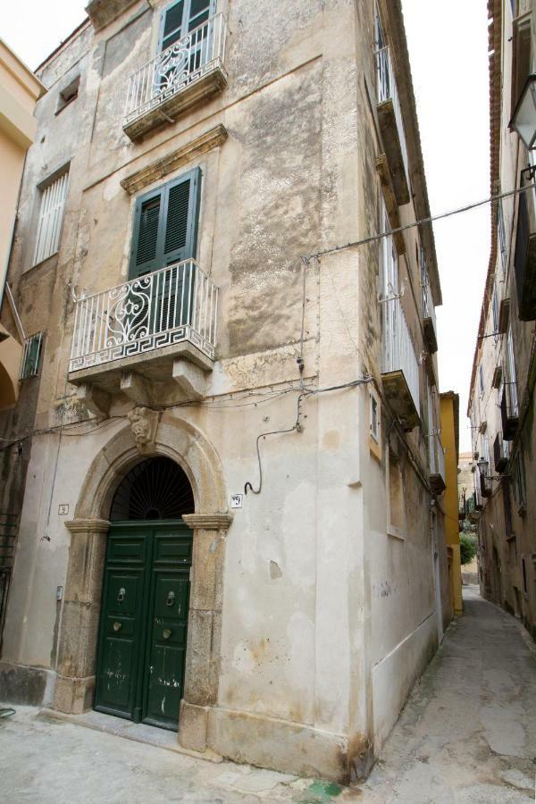 Isola Bella Sea-View Apartment Tropea Dış mekan fotoğraf
