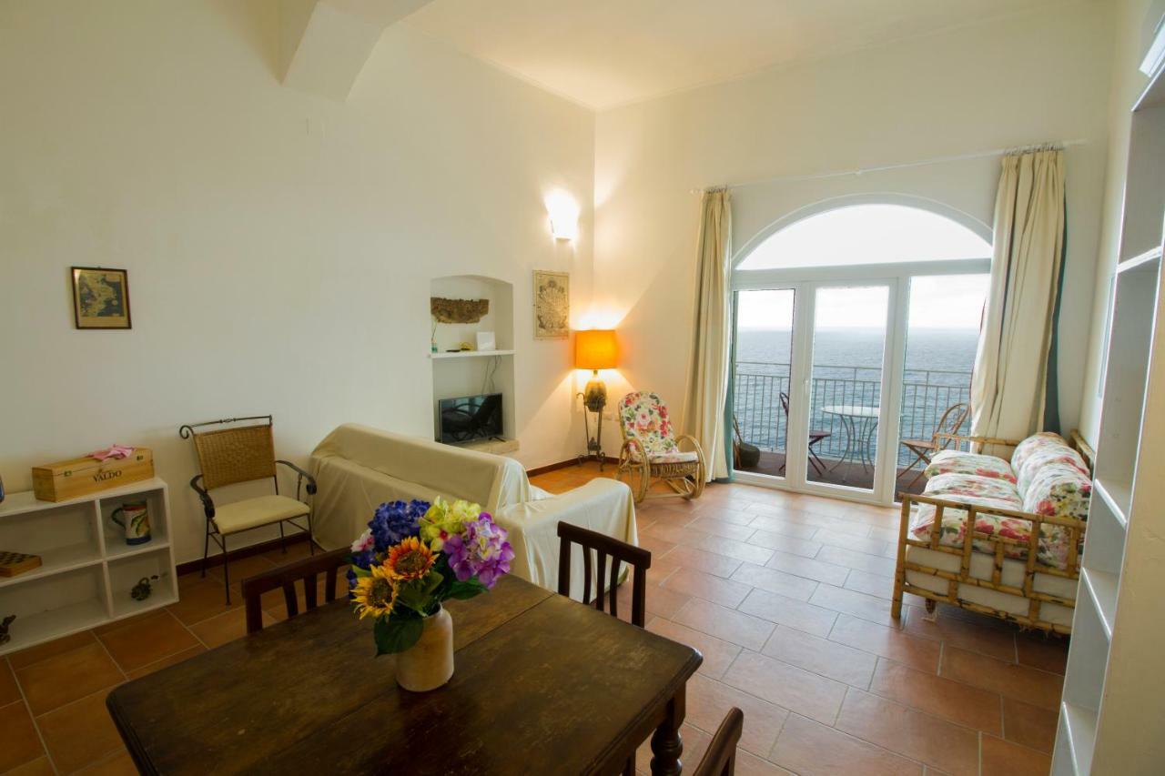 Isola Bella Sea-View Apartment Tropea Dış mekan fotoğraf
